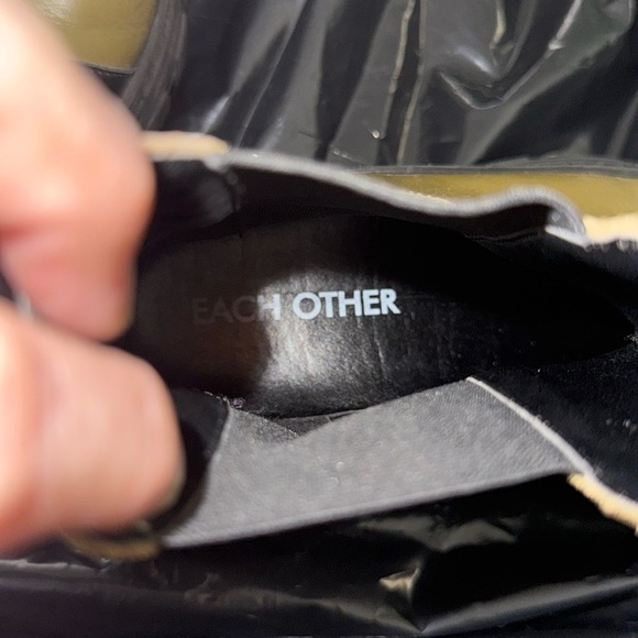 Each Other Olive & Black Leather Lug Platform Rugged Sole Ankle Boot Size 36 - Picture 13 of 15